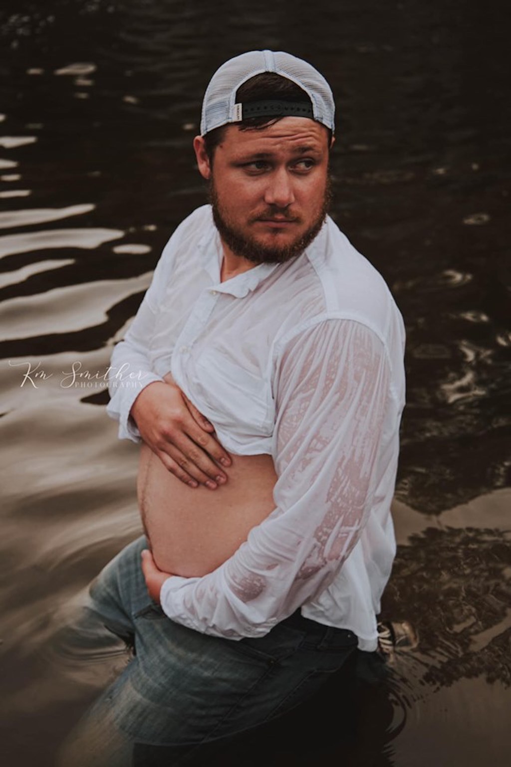 Jared Brewer husband maternity phoshoot