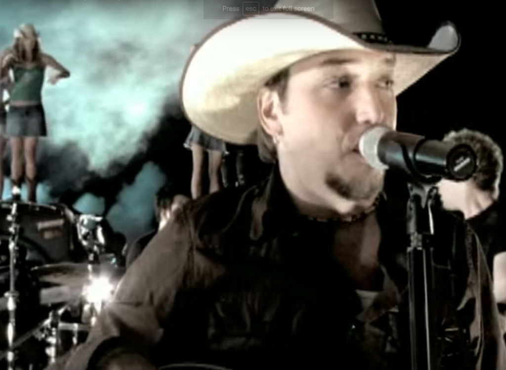 Jason Aldean performs Hicktown