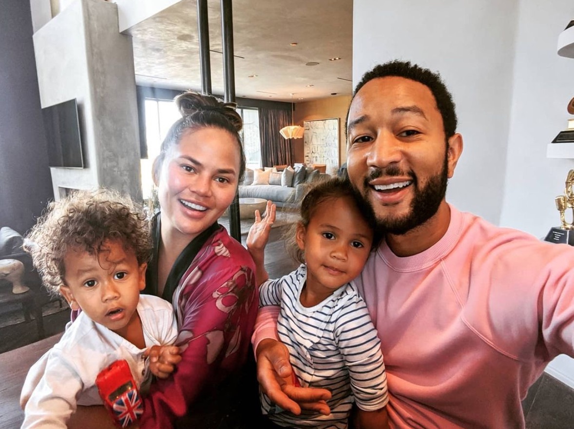 Chrissy Teigen John Legend and kids