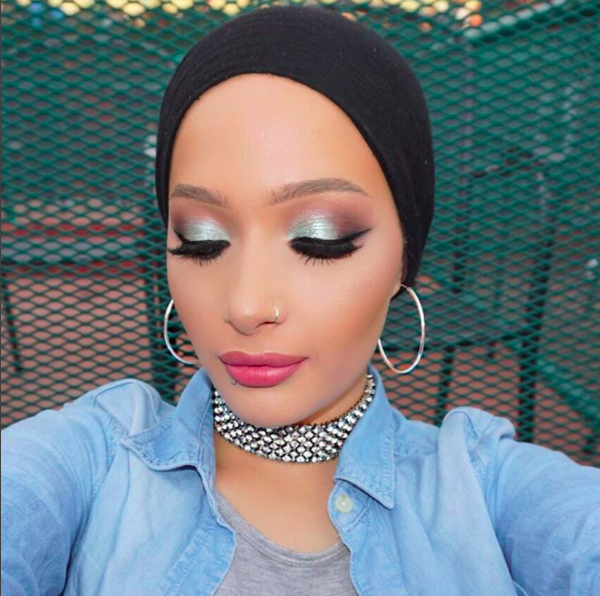 the-first-hijabi-covergirl-is-here-and-her-name-is-nura-afia-05