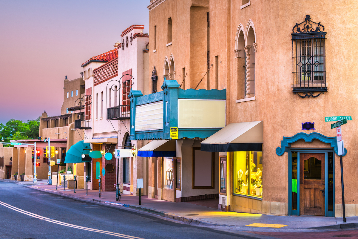 Santa Fe, New Mexico, USA streets at dusk.