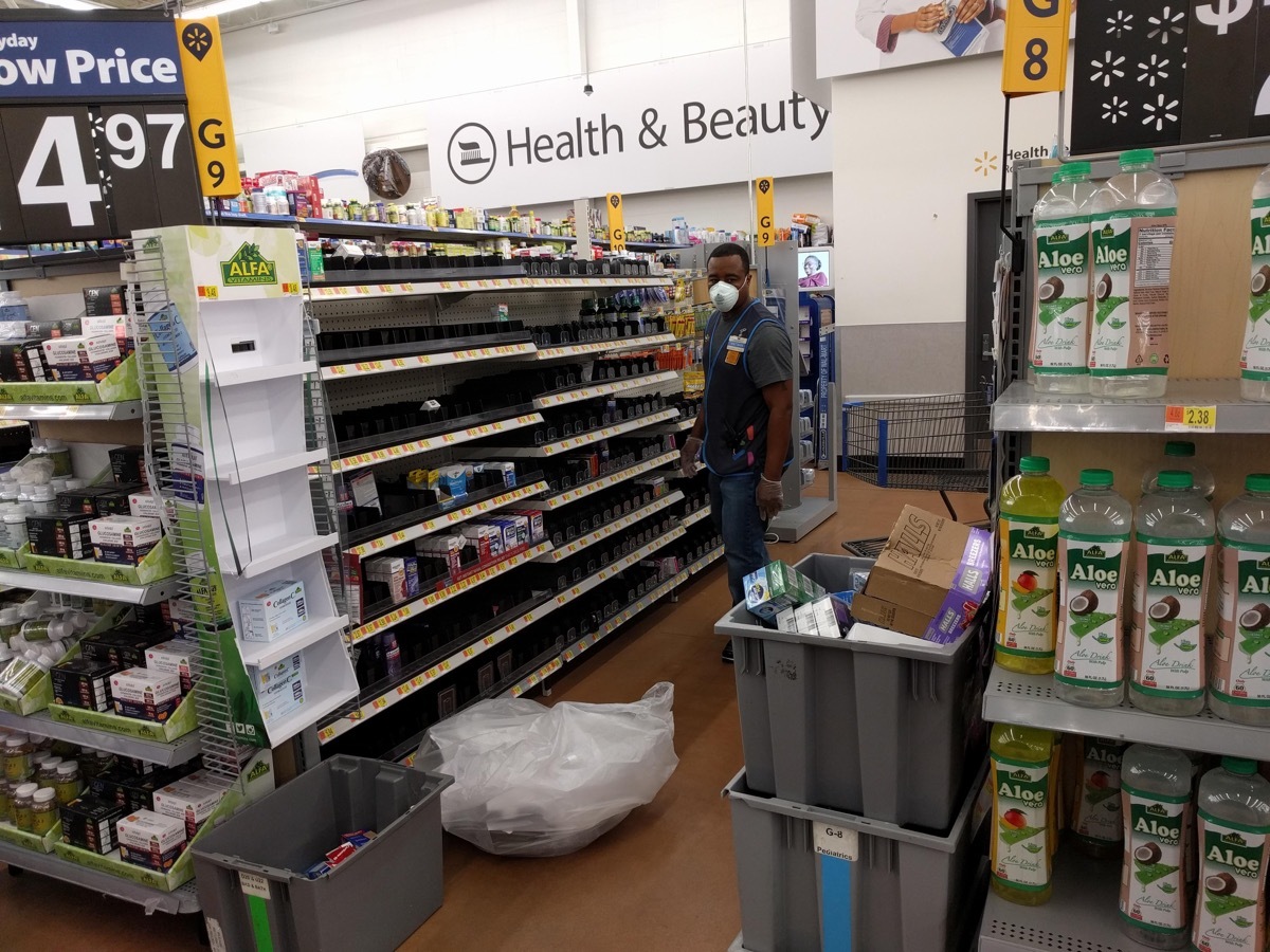 walmart employee wearing mask