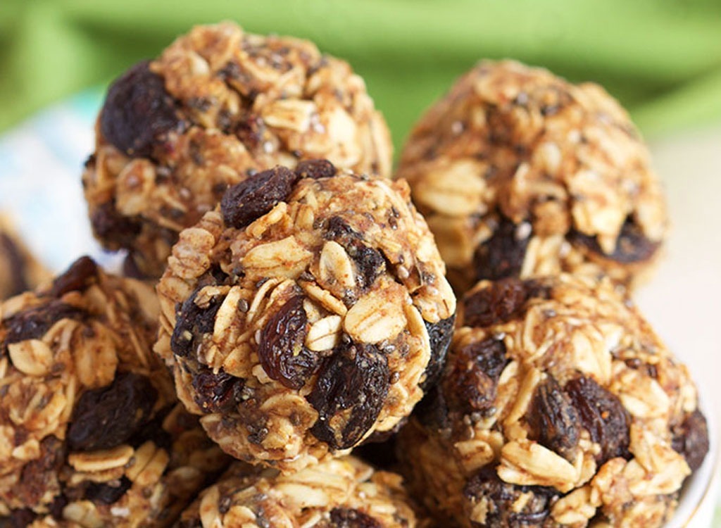 Oatmeal Raisin Energy Bites