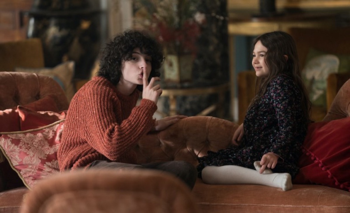 Finn Wolfhard and Brooklynn Prince in The Turning