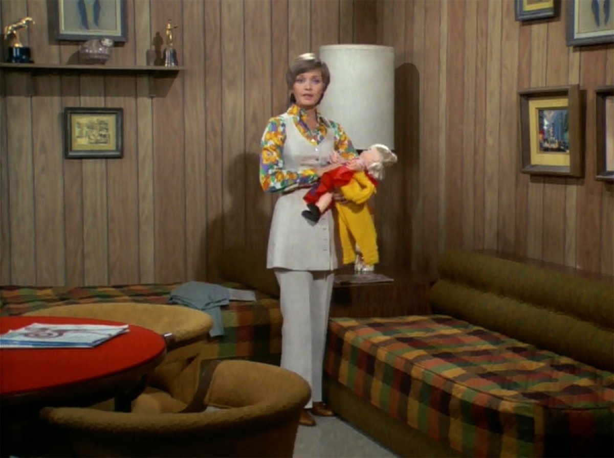 brady bunch show still wood paneling, 1970s home decor