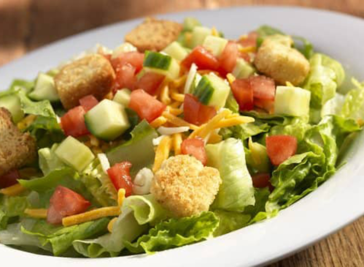 hooters side garden salad