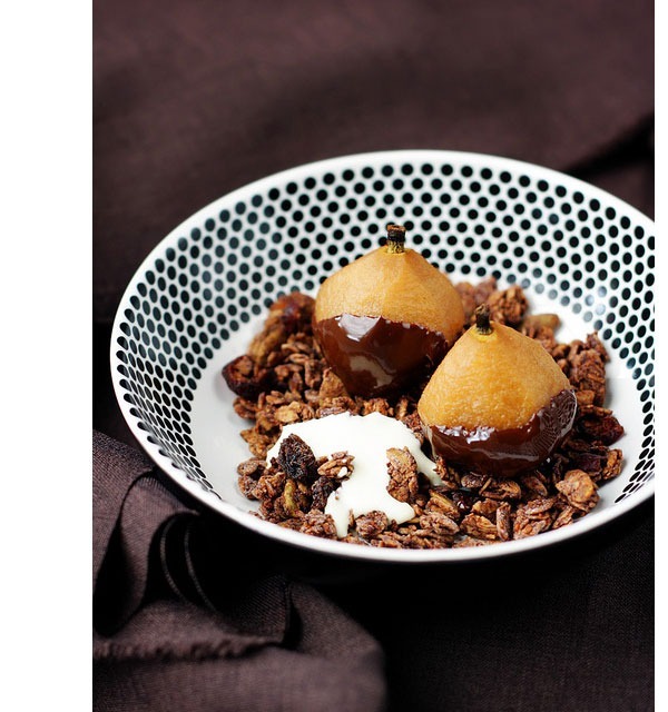 FRENCH EARL GREY POACHED PEARS