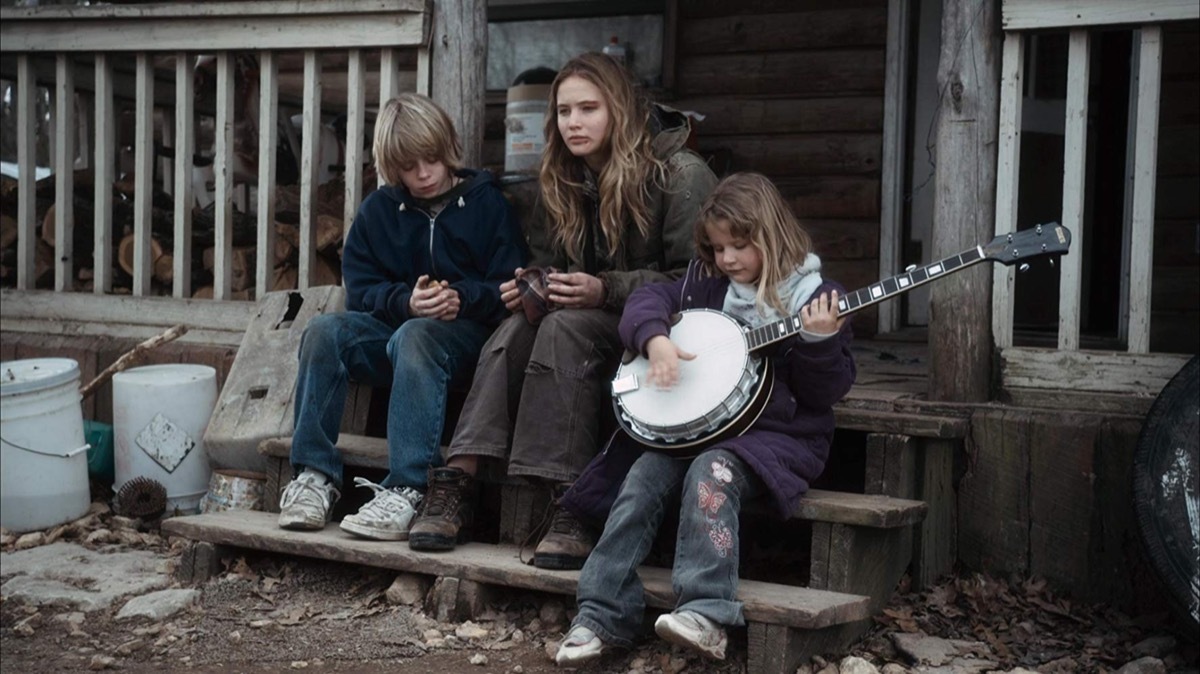 jennifer lawrence in a winters bone movie