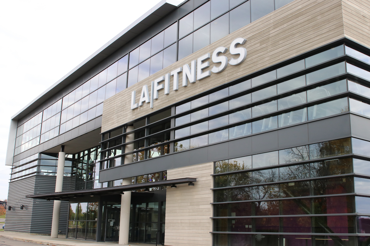 LA Fitness exterior