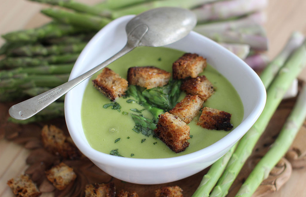 8. Creamy Asparagus Soup