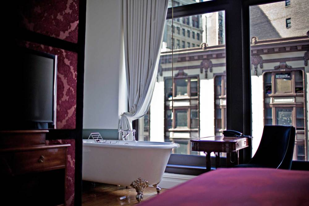 stunning_luxury_hotels_in_nyc_that_prove_you_need_to_treat_yourself_06