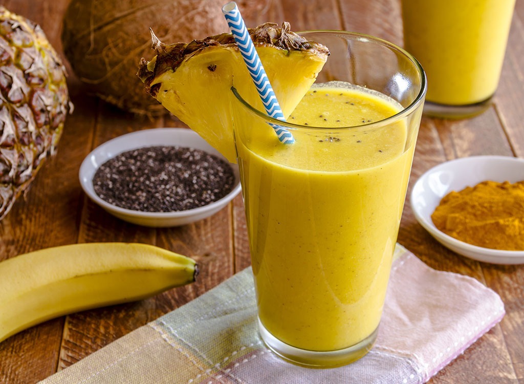 Tropical chia smoothie - healthy breakfast for weight loss