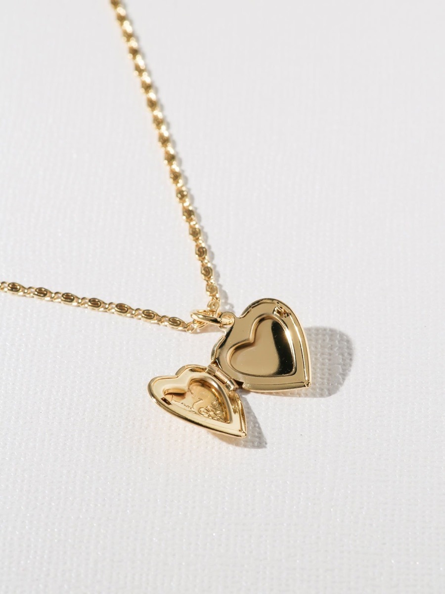 Heart Locket {Valentine's Day Gifts}