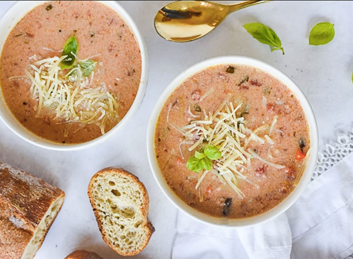 crockpot tomato basil soup in two bowls