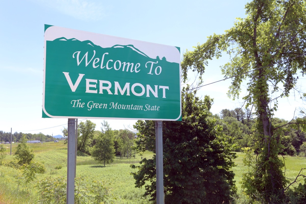 welcome to vermont sign