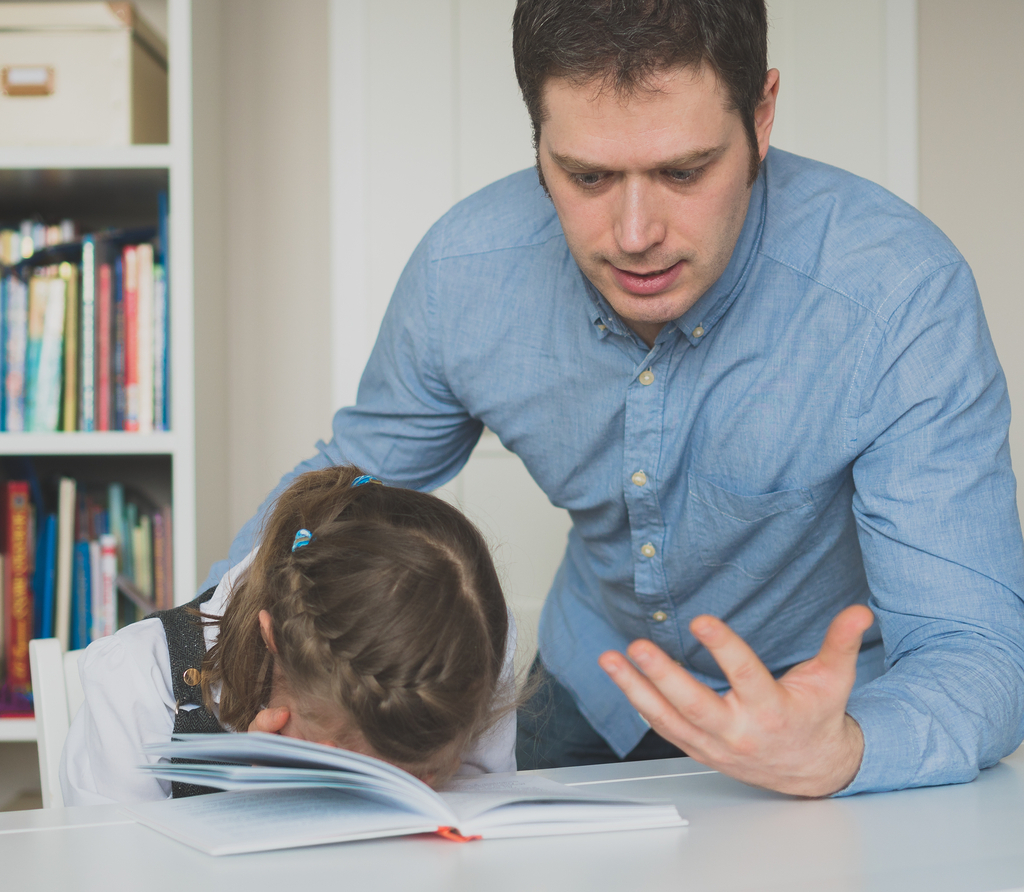 Father fighting with Daughter Worst Things to Say to Kids