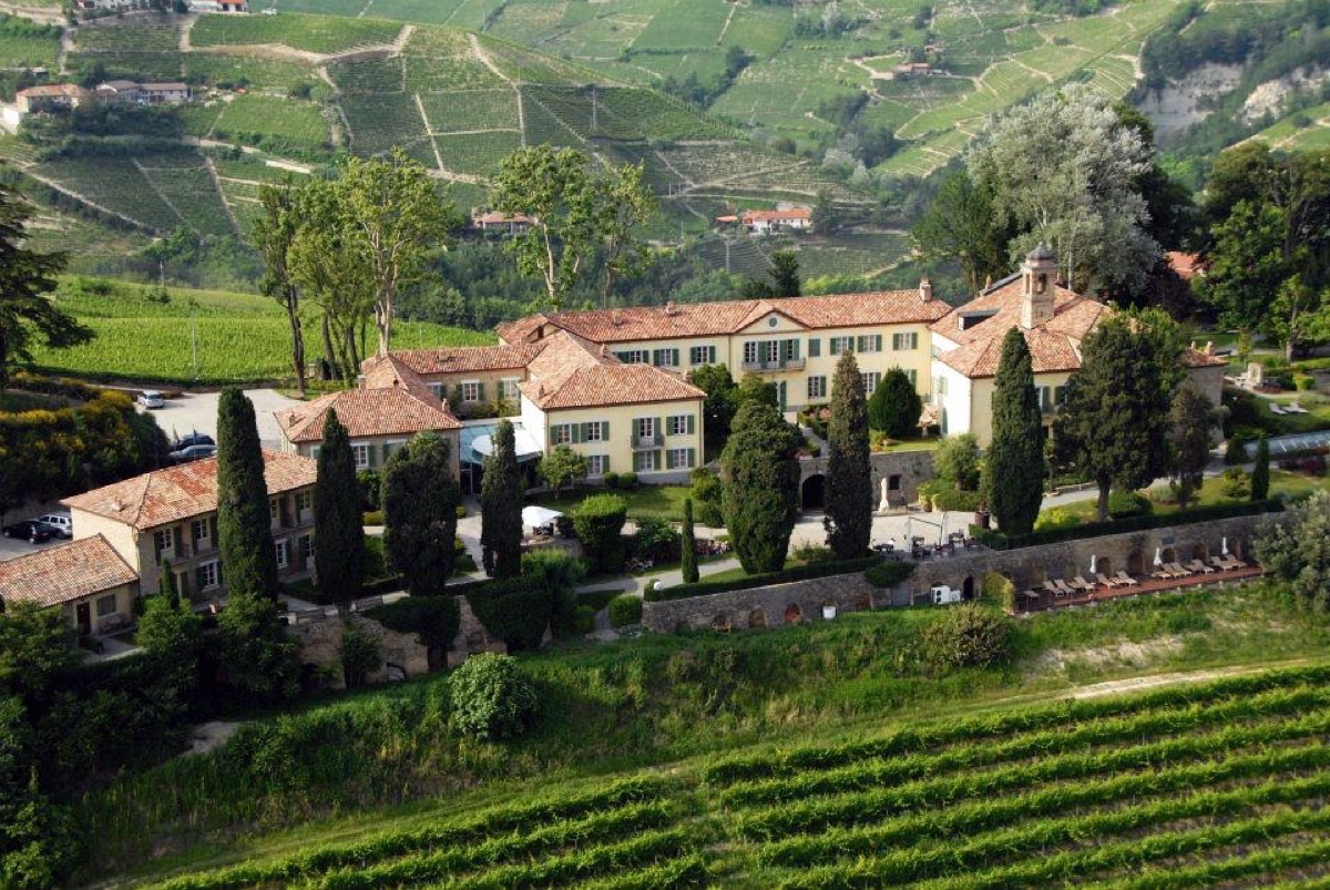 aerial view of relais san maurizio resort