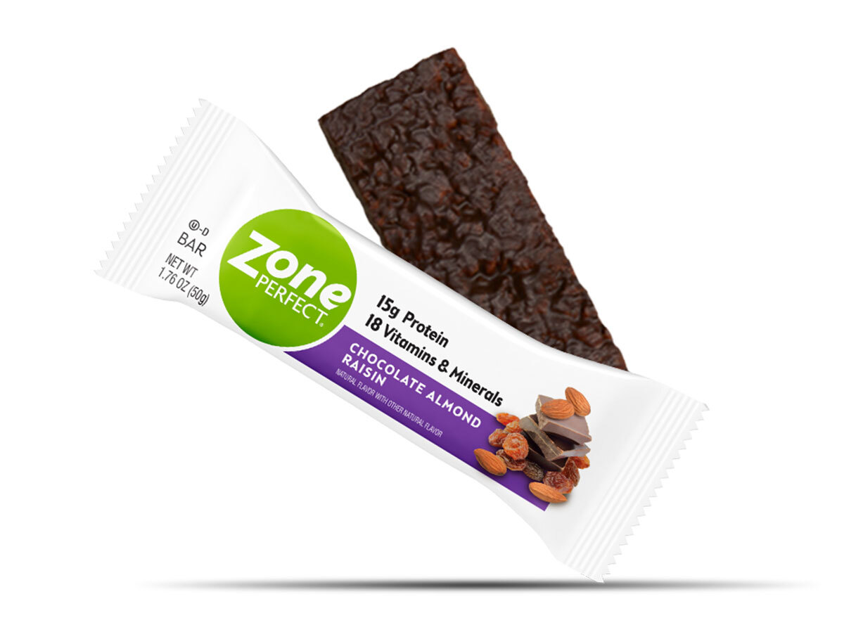 zone perfect chocolate almond raisin