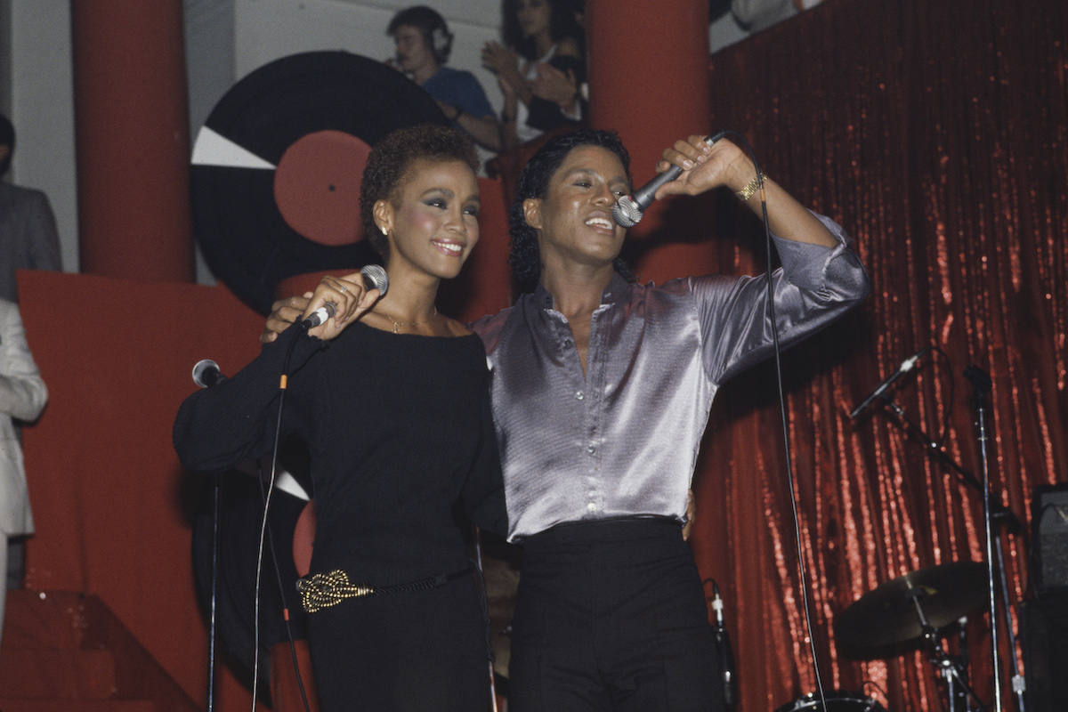 Whitney Houston and Jermaine Jackson performing in 1984