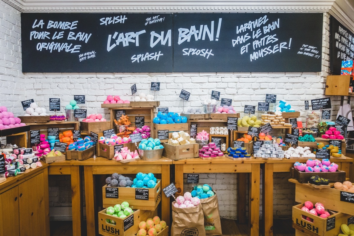 Lush Store {Discounts For Old Items}