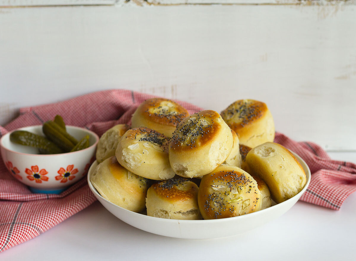 Bialys bread with pickles