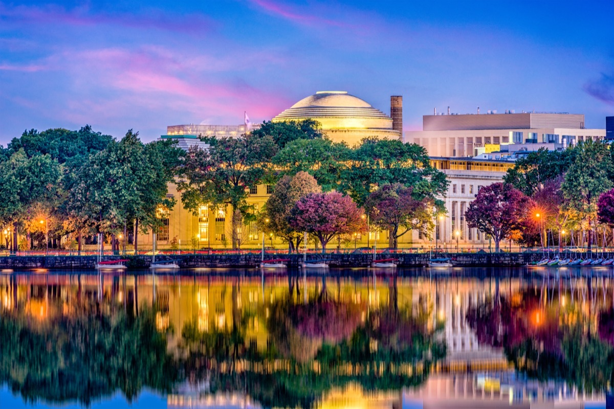 mit at cambridge massachusetts