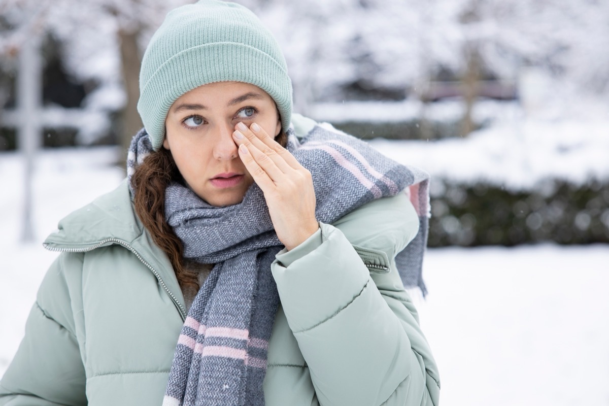 woman with dry eyes