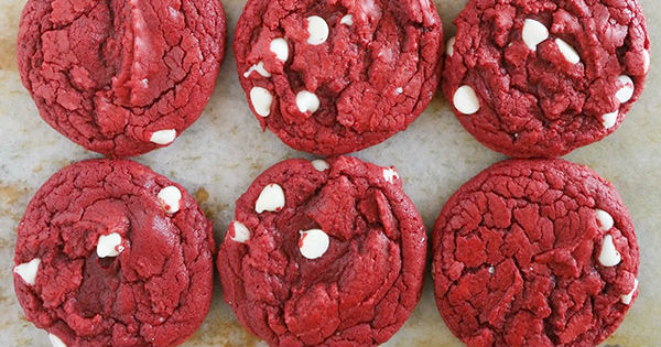 07-Cake-Mix-Cookies-red-velvet-white-chocolate