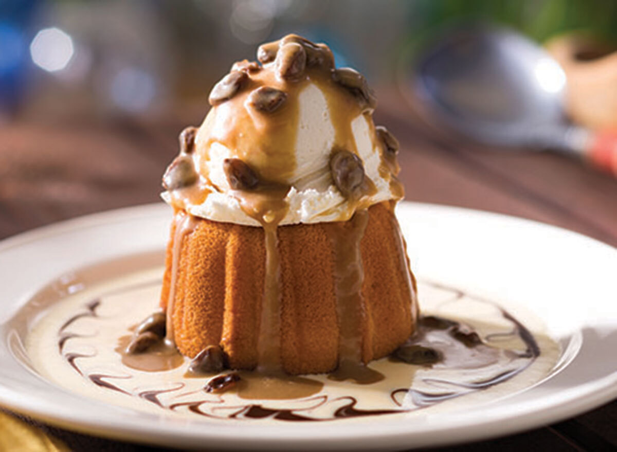 bahama breeze rum cake