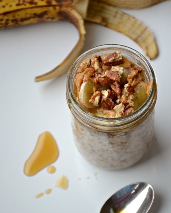 maple banana peanut butter pecan overnight oats