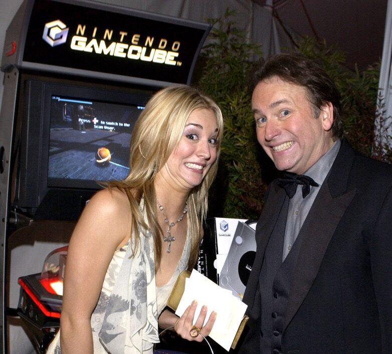 Kaley Cuoco and John Ritter