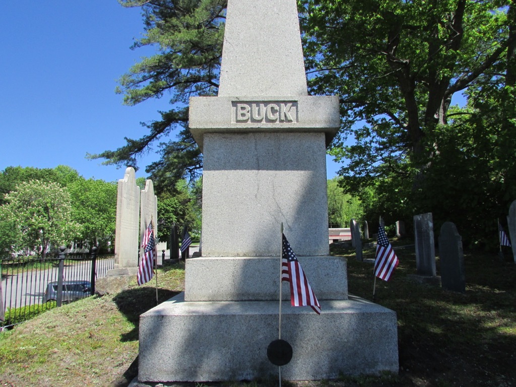 maine colonel buck's tomb weirdest urban legends every state