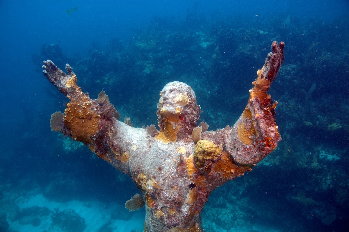 christ of the abyss florida famous state statues