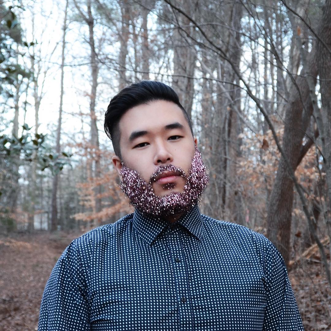 13_spectacular_glitter_beards_on_instagram_06